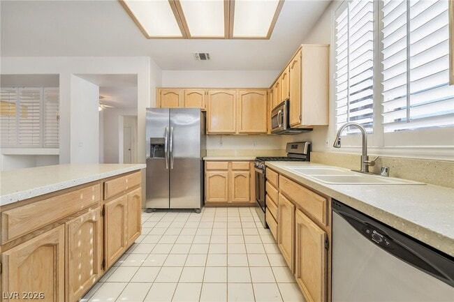 Building Photo - 499 Elm Hollow Ct