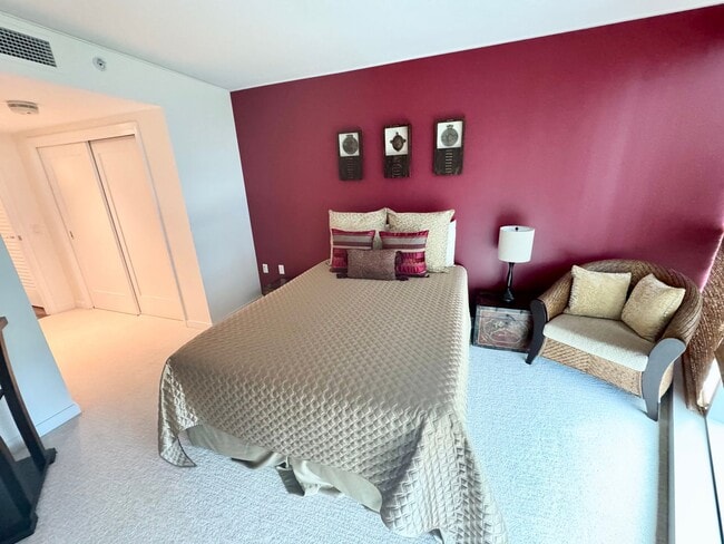 Building Photo - 2 bedroom unit w/ ocean views at Koolani!