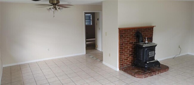 Building Photo - 5632 13th St