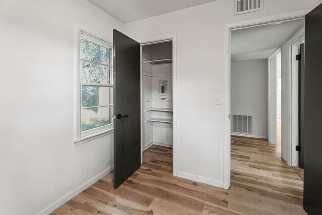 Building Photo - Coming soon!