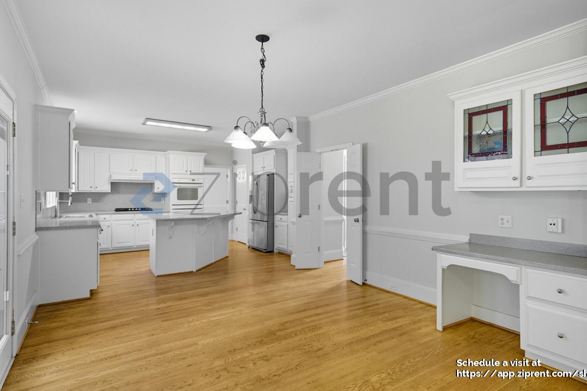 Building Photo - 126 Laurel Ridge Dr