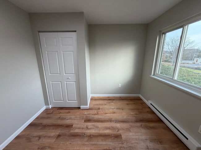 Building Photo - 5660 - 5670 Lancaster St