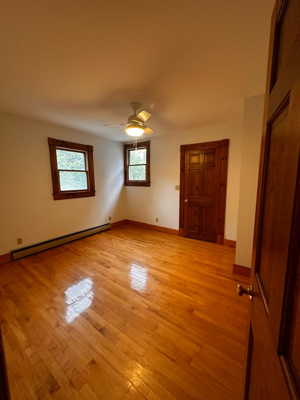 Building Photo - 6 Crescent St