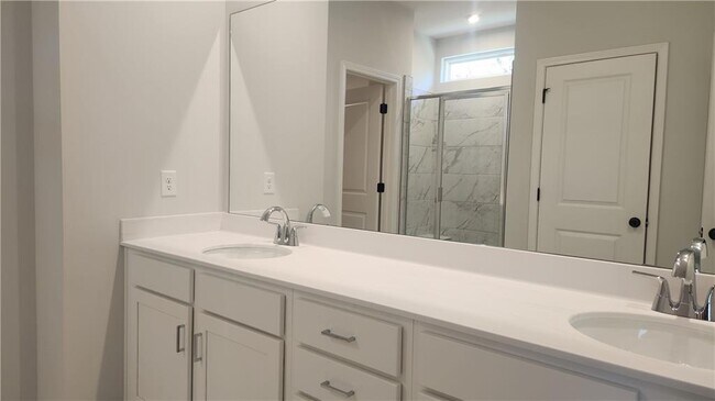 Building Photo - 1536 Ellie Ridge Ave