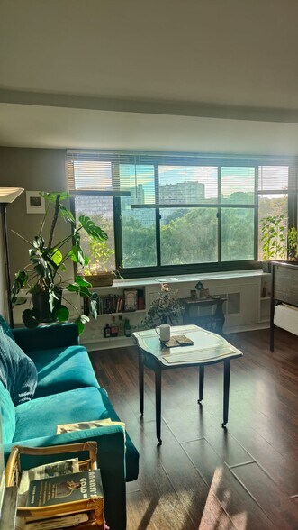 Building Photo - 1011 Arlington Blvd