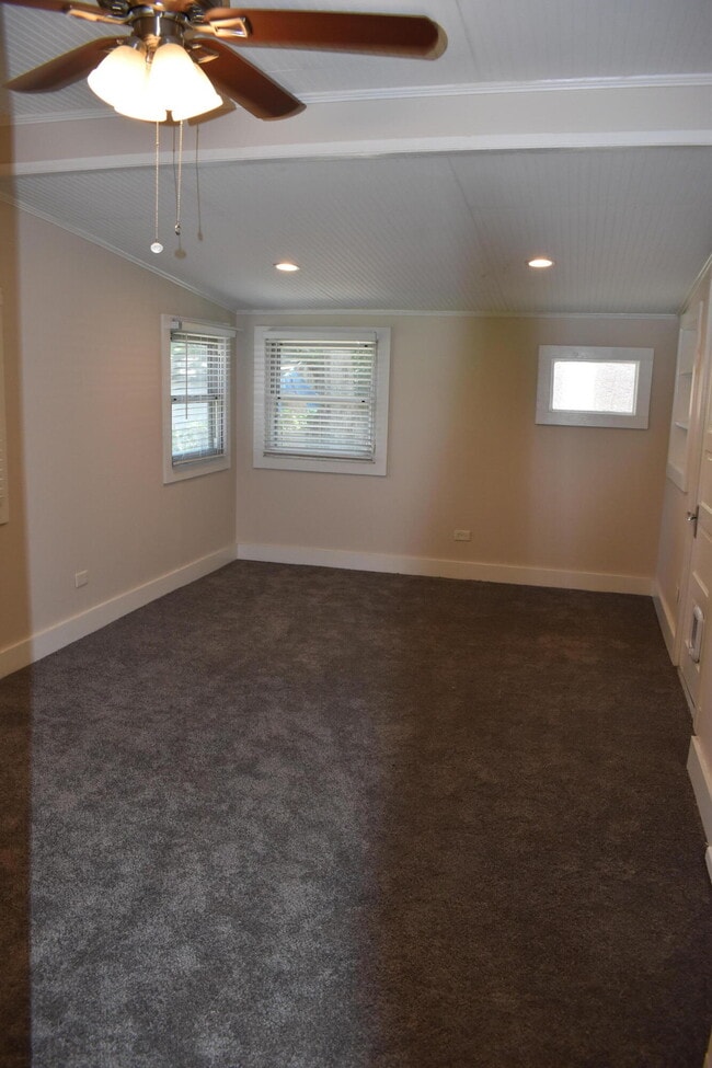 Building Photo - 326 Milledge Rd