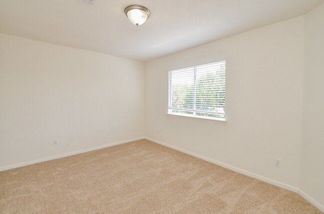 Building Photo - 14811 Winterfair Dr