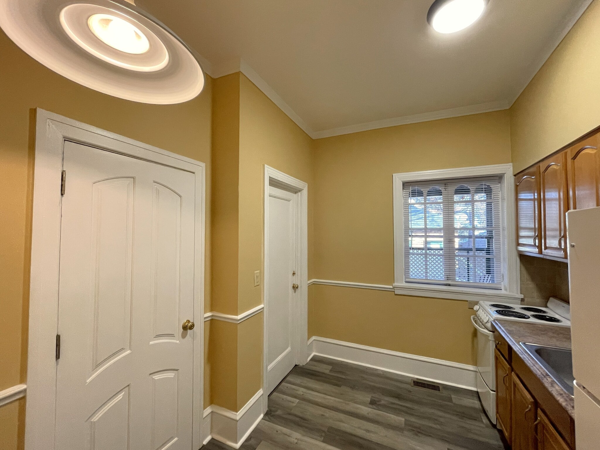 Kitchen - 524 W Church St