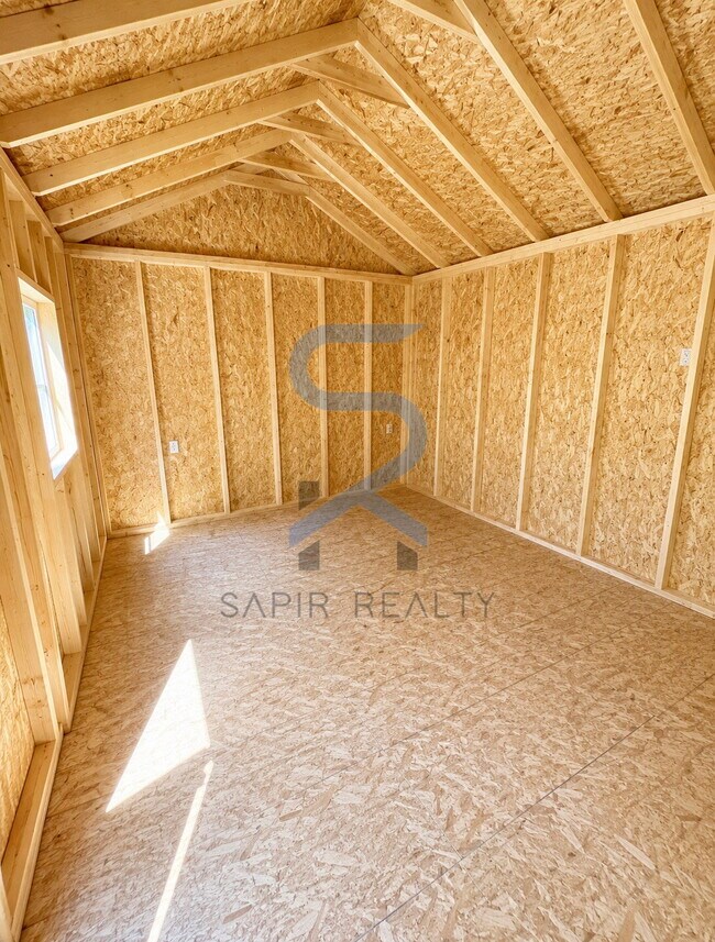 Building Photo - PRELEASING! Spacious & Stunning 5BR/3BA in the Heart of North Druid Hills