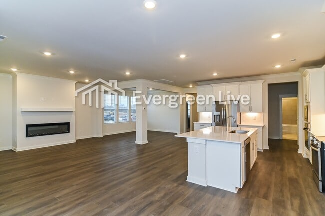 Building Photo - 2158 Daniel Johnson Wy