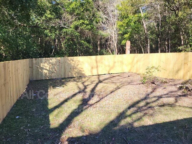 Building Photo - 3716 Piedmont Dr