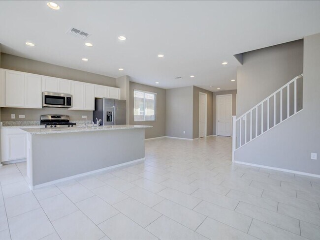Building Photo - 6568 E Via Arroyo Azul