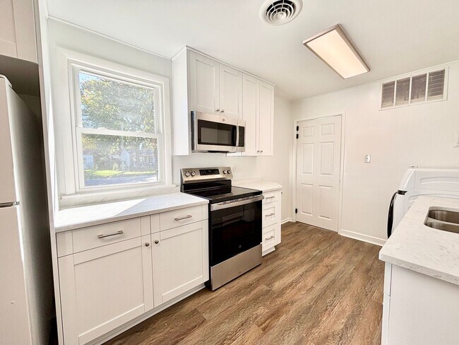 Building Photo - Fully Renovated Home in Chesapeake