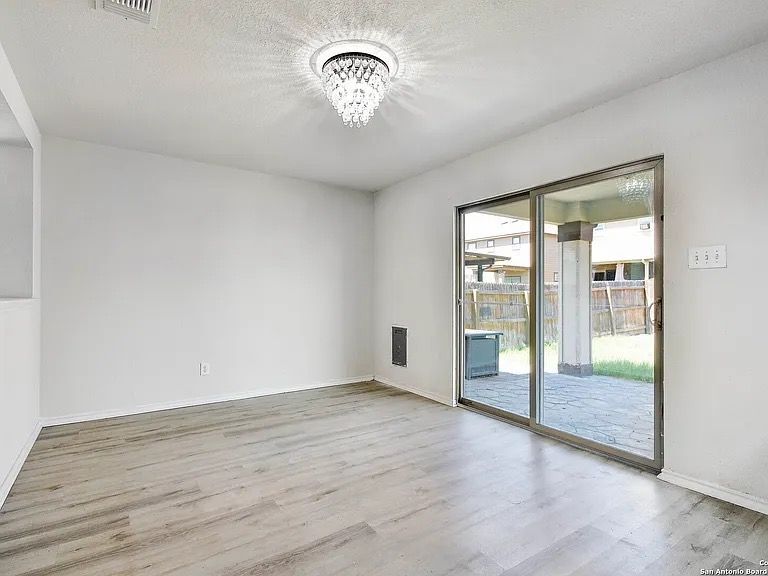 Building Photo - 7711 Stable View