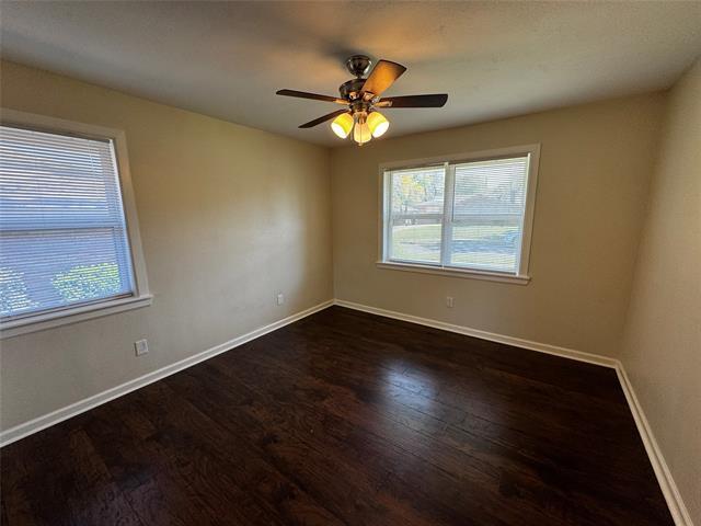 Building Photo - 923 Green Castle Dr