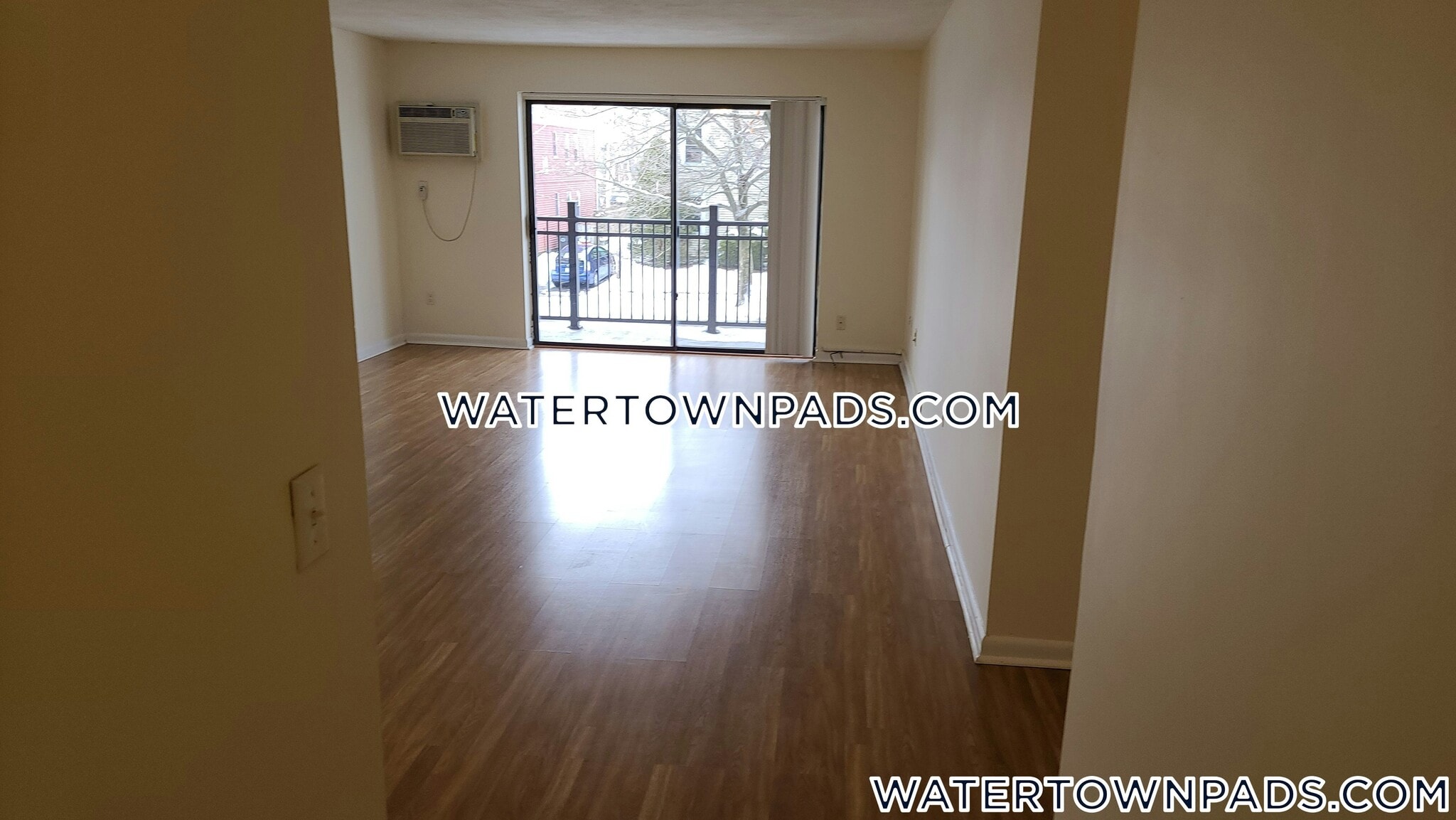 Building Photo - 245 Main St