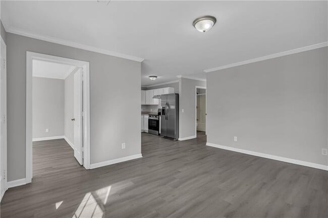 Building Photo - 1040 Thomasville Estates Wy SE