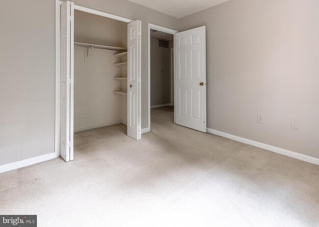 Building Photo - 8020 Bethelen Woods Ln