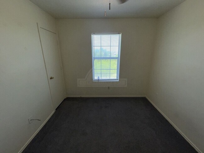 Building Photo - 4005 Doraine Ct