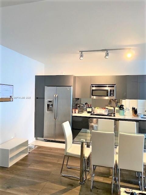 Building Photo - 31 SE 6th St