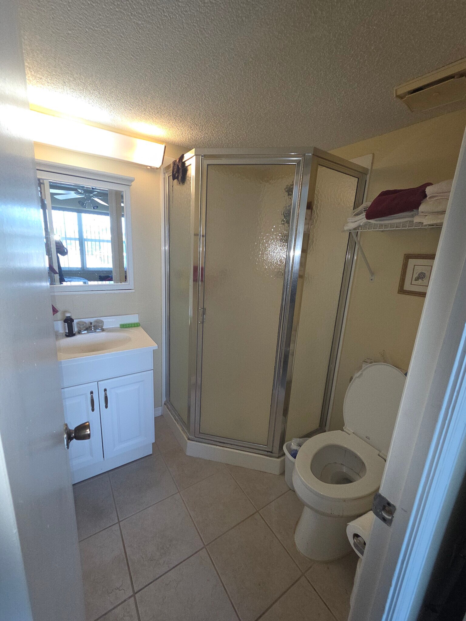 Building Photo - 4158 Tamiami Trl