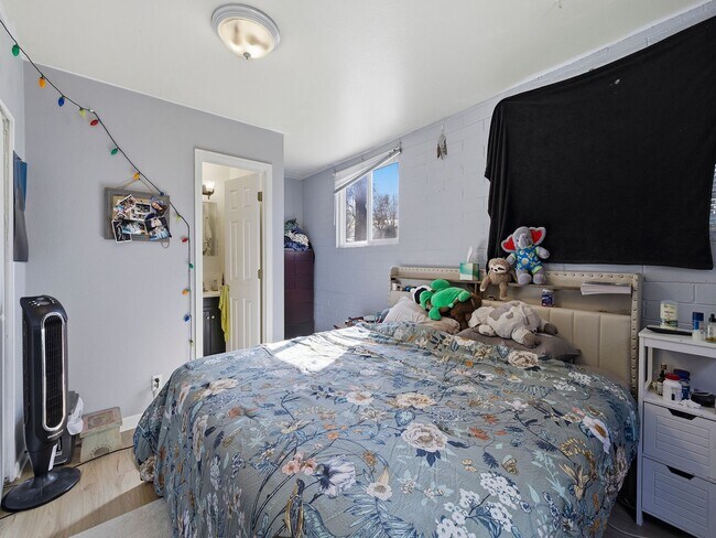 Building Photo - Remington518 (CW-KS)