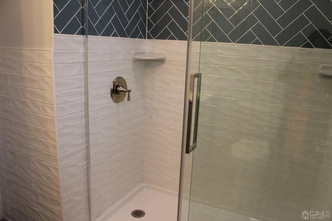 Building Photo - 147 Clinton St