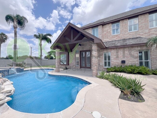 Building Photo - Gorgeous 4b/4.5bath house in McAllen