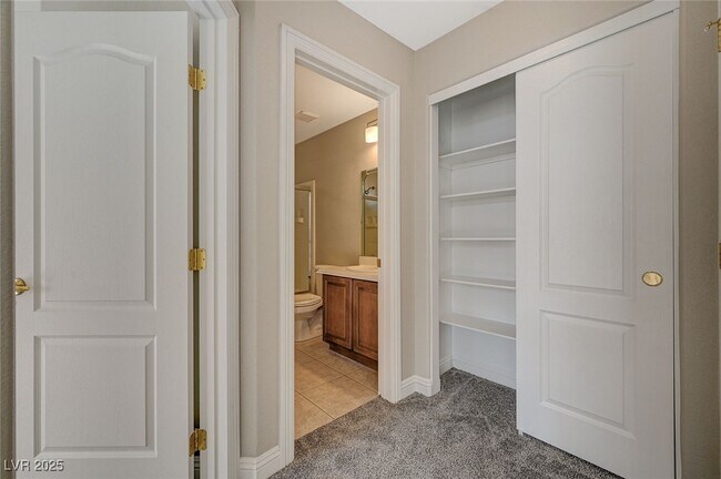 Building Photo - 9140 Forest Willow Ave