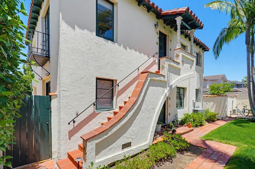 Building Photo - 344 G Ave