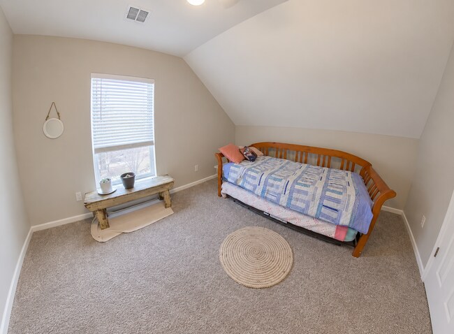 Building Photo - 3D Tour Available-HUGE Bedrooms + 2-Car Garage + Pet Friendly + Washer and Dryer Included! Availa...