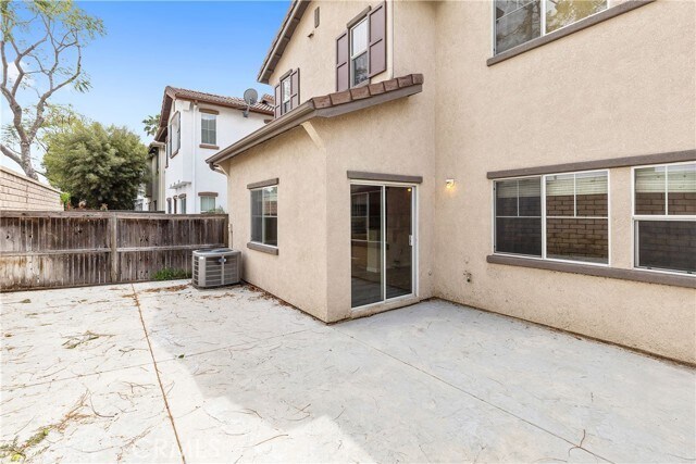 Building Photo - 6266 Meadowlark St