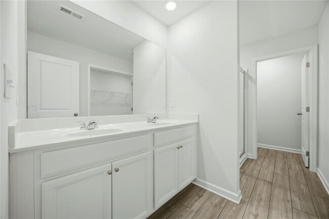 Building Photo - 111 Horned Owl Ave