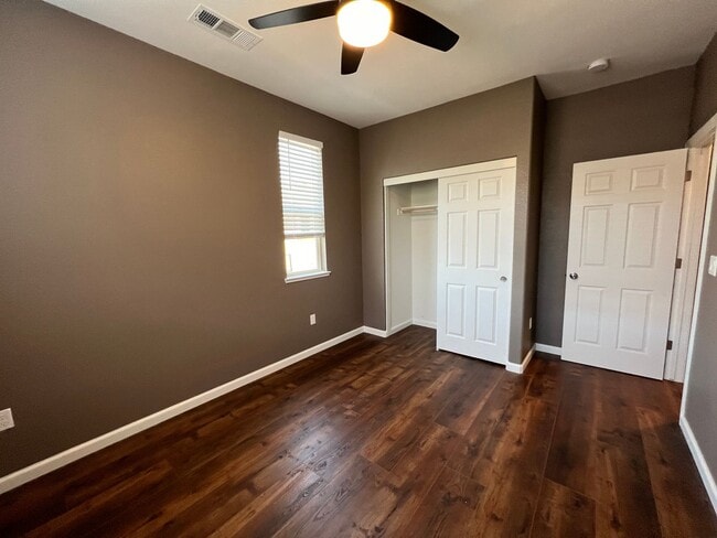 Building Photo - Completely Remodeled home in desirable Mou...