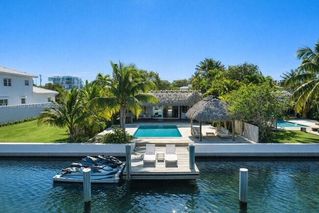 Building Photo - 621 86th St