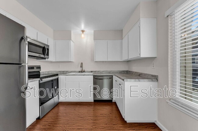 Building Photo - 503 Woodminster Dr