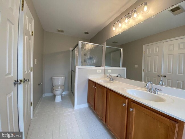 Building Photo - 4929 Chaste Tree Pl