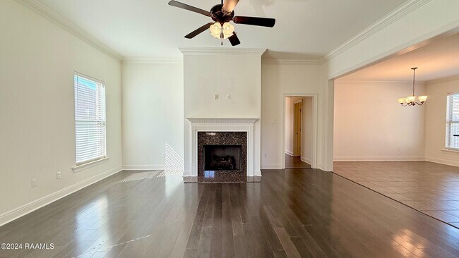 Building Photo - 108 Valcour Pl