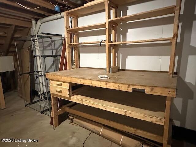 Building Photo - 1807 Oriole Dr