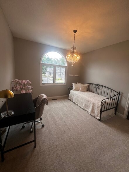 Building Photo - 3269 Grey Village Dr