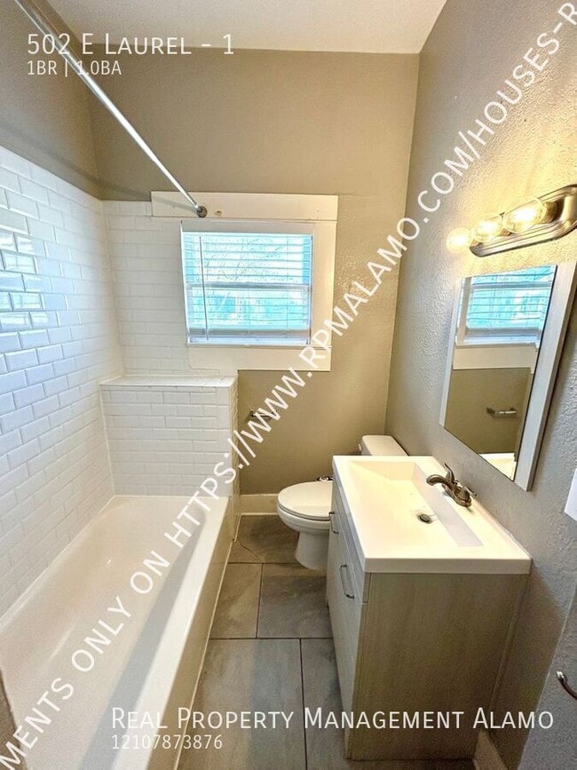 Building Photo - 502 E Laurel-1