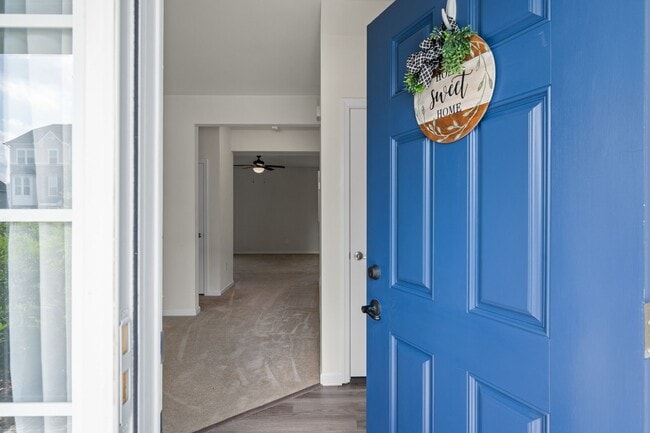 Building Photo - Smithfield Home
