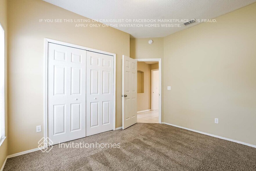 Building Photo - 352 Briar Bay Cir