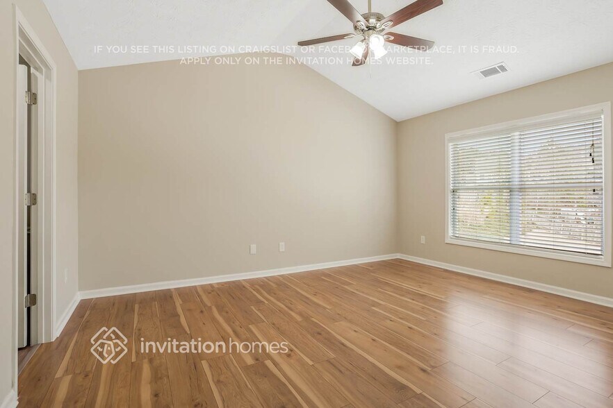 Building Photo - 76 Laurelton Cir