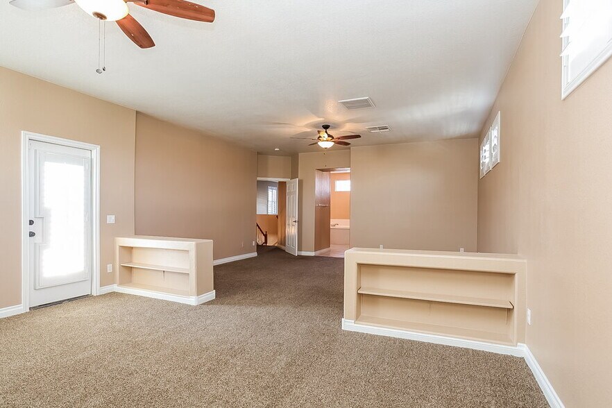 Building Photo - 3729 White Lion Ln