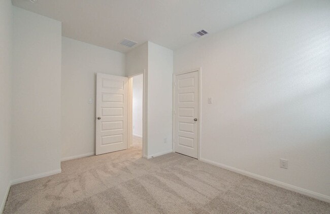 Building Photo - 24838 Harrow Mdw Dr