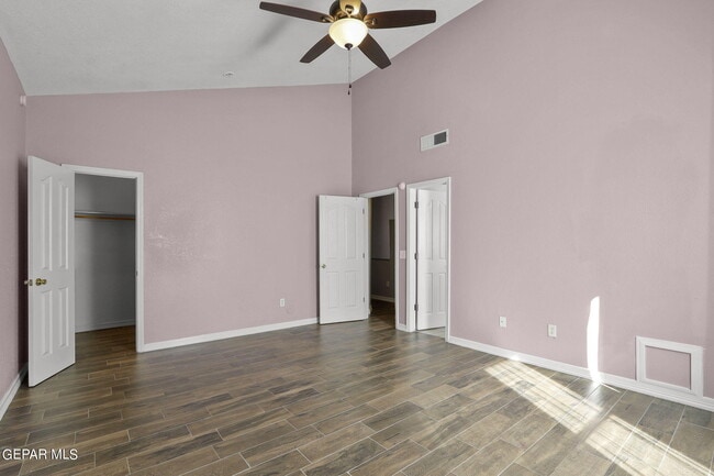 Building Photo - 12448 Tierra Madre Rd