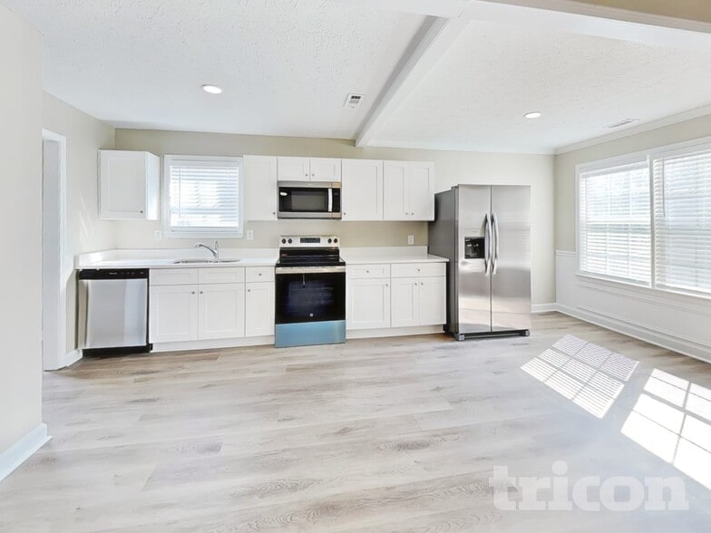 Building Photo - 206 Whistle Way