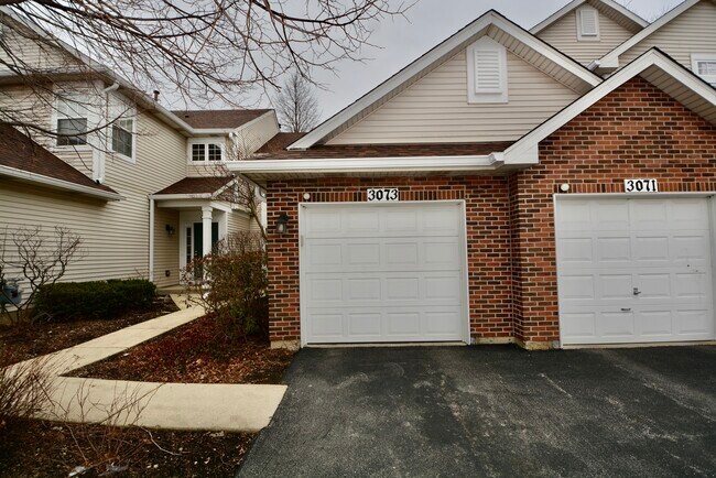 Building Photo - 3073 Kentshire Cir