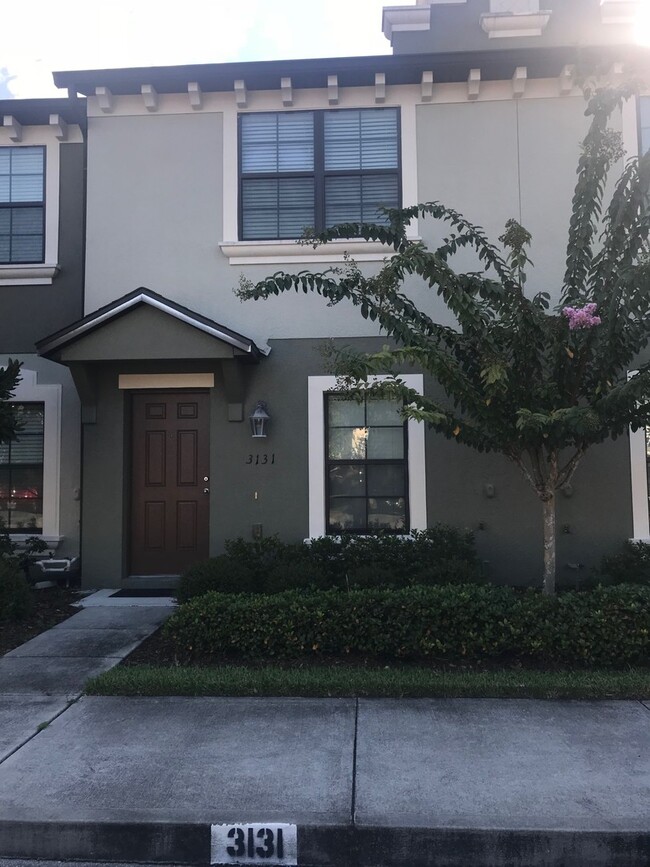 Primary Photo - 2 bedroom 2 1/2 bathroom town home Windsor...